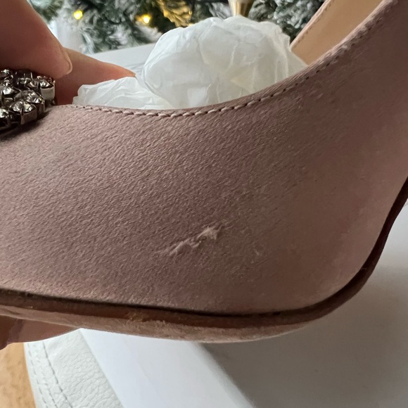 Manolo Blahnik Hangisi Pumps - Picture 10 of 10